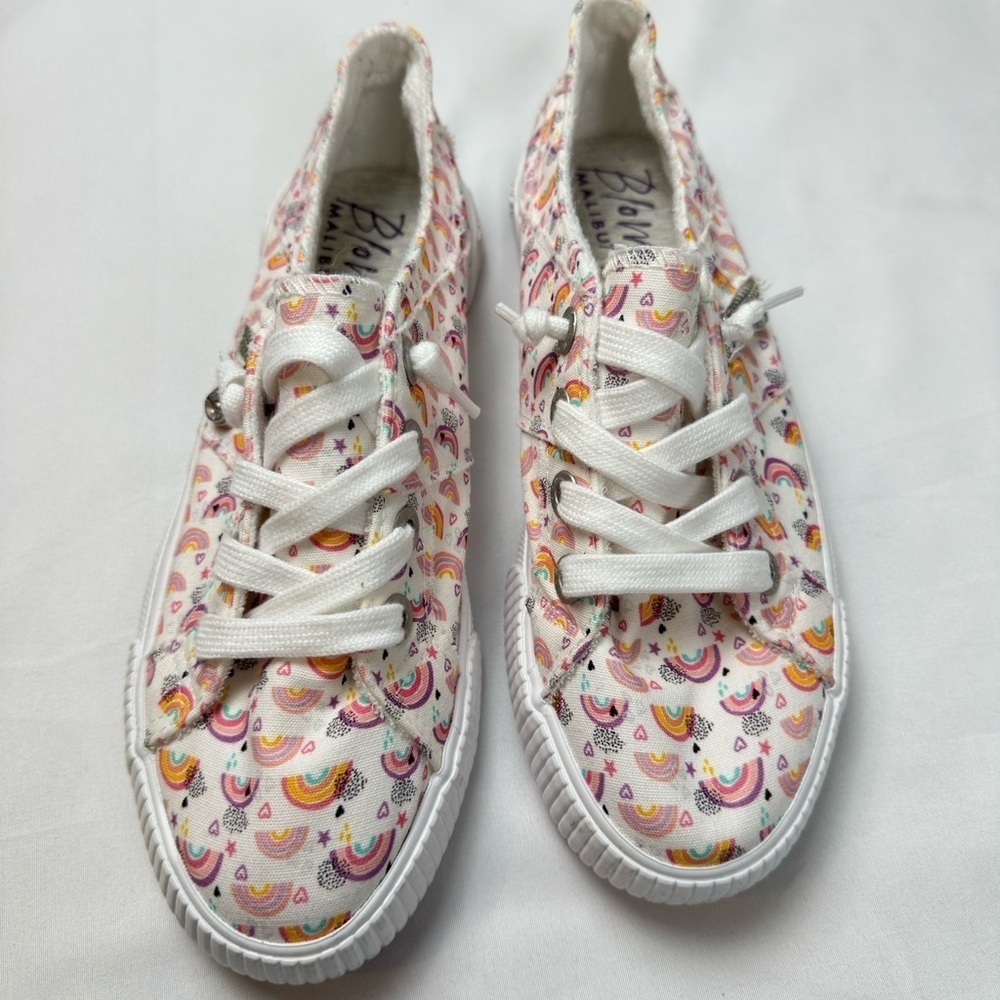 NWT! Blowfish Floral Canvas Low-Top Sneakers with White Rubber Sole